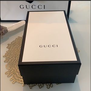 Meet your Posher, Peter wolf